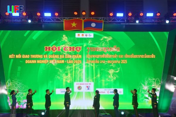 Khai mạc hội chợ Kết nối giao thương, quảng bá sản phẩm Doanh nghiệp Việt Nam – Lào 2025