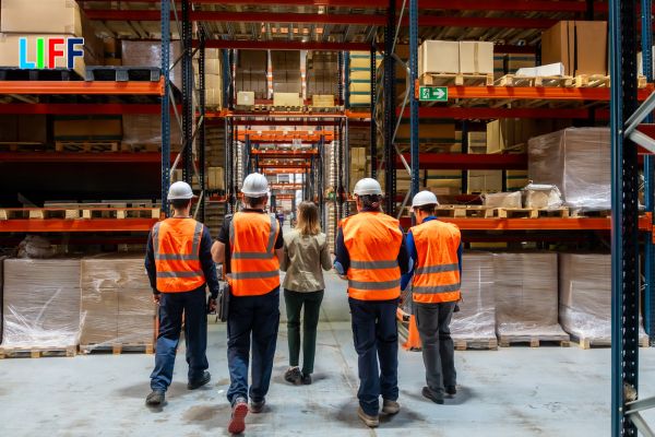 Lacco cung cấp dịch vụ xuất nhập khẩu cho những ng&agrave;nh h&agrave;ng n&agrave;o?