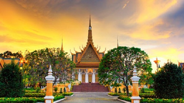 Tiềm năng xuất khẩu Lào? thuế xuất khẩu sang Lào là bao nhiêu?