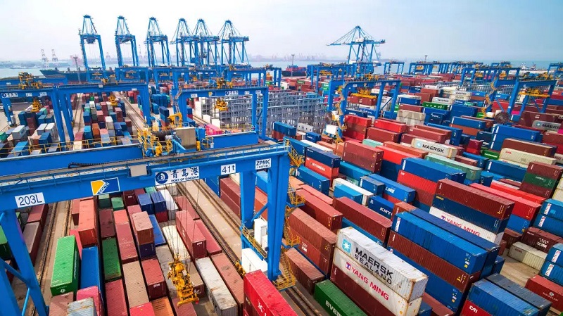 hàng quá cảnh có chịu thuế không